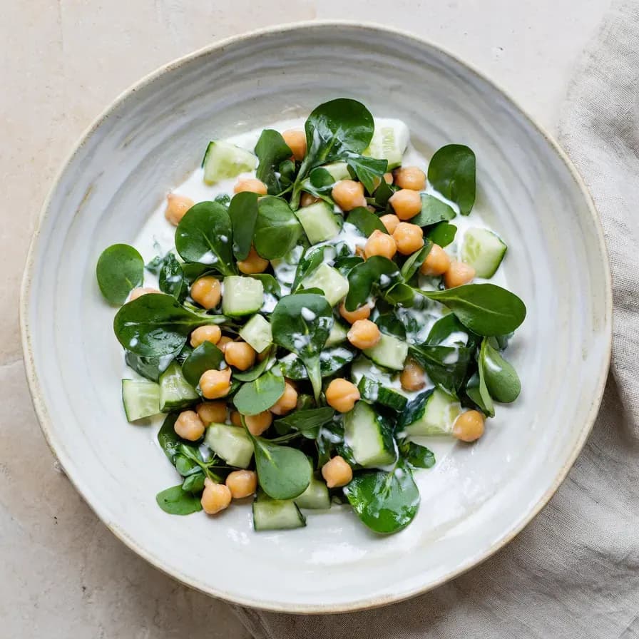 Spinatsalat mit Kichererbsen