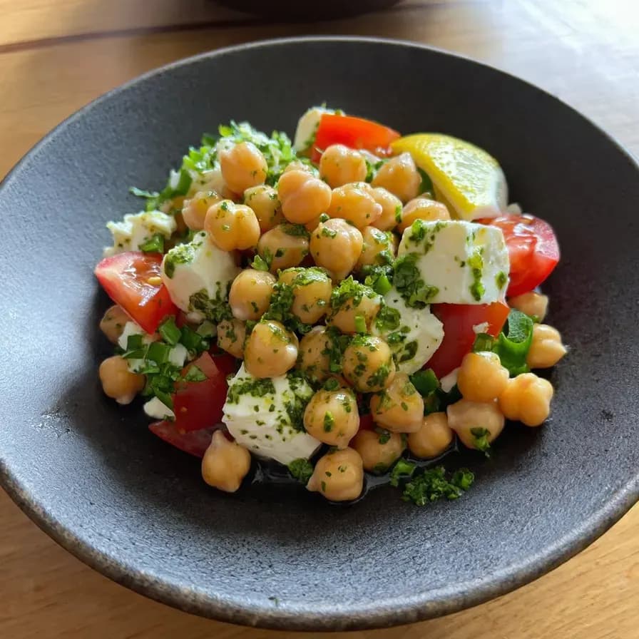 Ensalada de Garbanzos con Albahaca