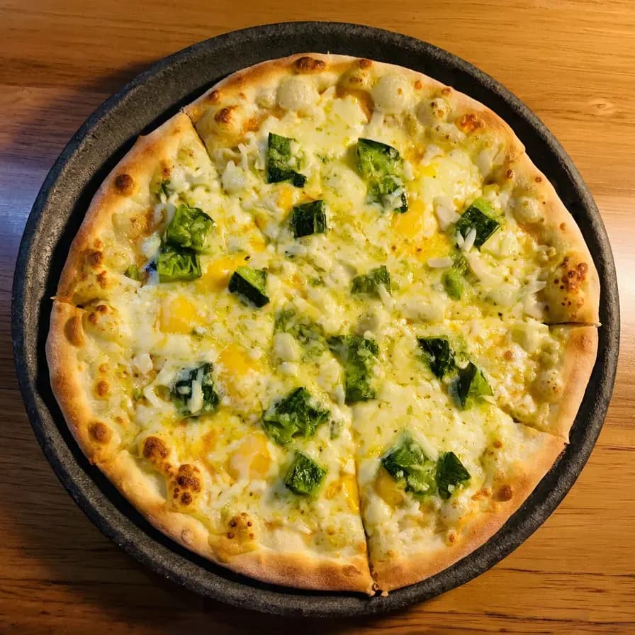Vegetable Pizza with Cauliflower Crust dish
