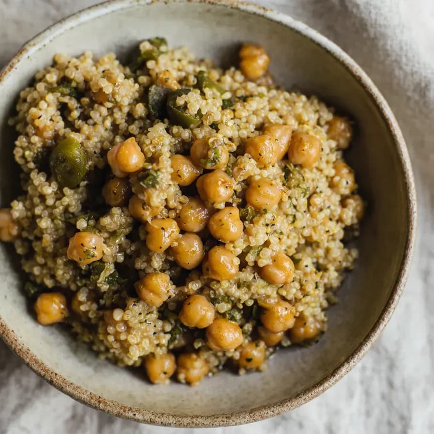 Quinoa Chickpea Bowl