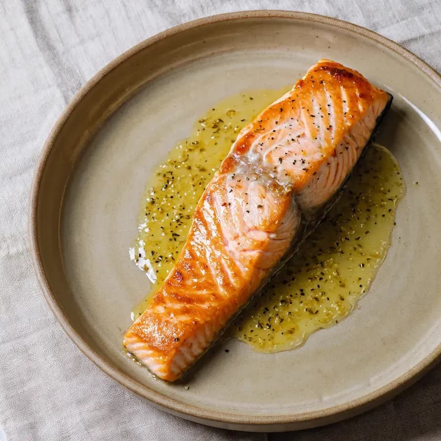 Lachs mit geröstetem Gemüse aus dem Ofen