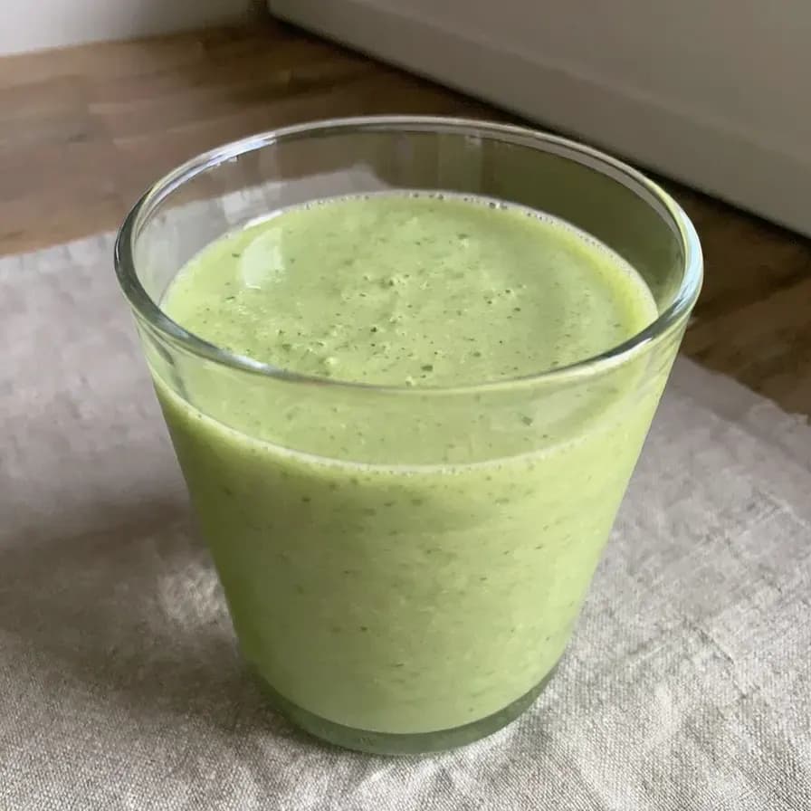 Smoothie vert aux flocons d'avoine