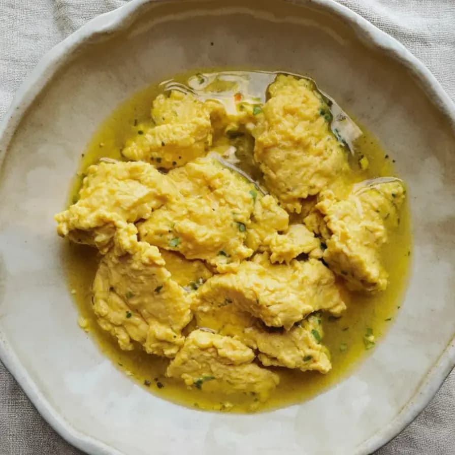 Huevos al Horno con Aguacate
