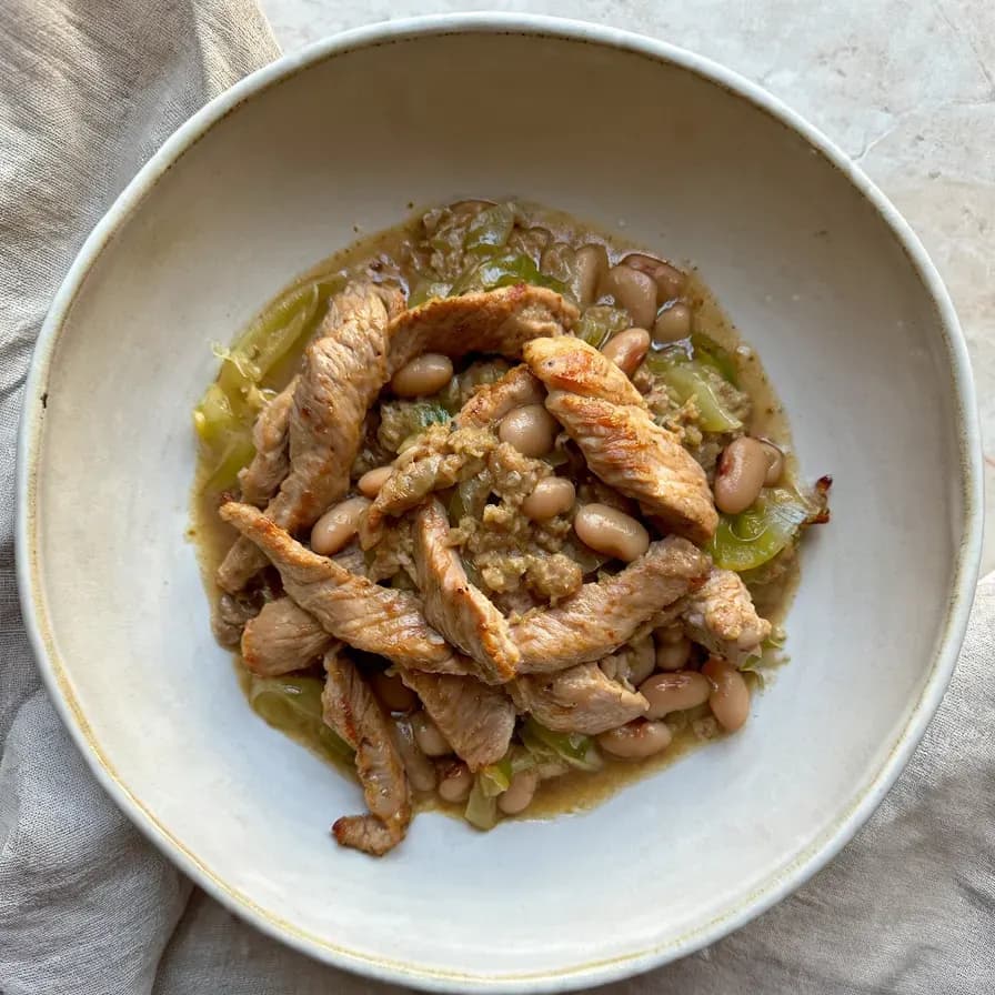 Pollo Salteado con Judías Verdes